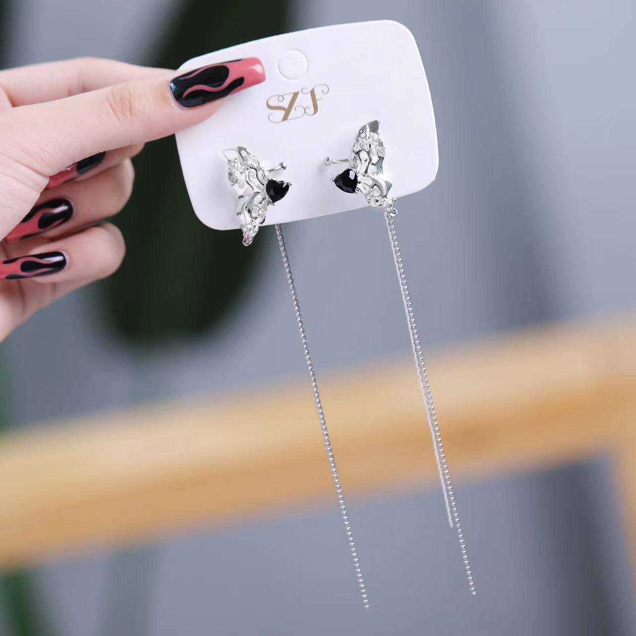 Butterfly Tassel Elf Ear Metal Silver Liquid Butterfly Wings Zircon Bright Diamond Earrings Wholesale Duoduo Shake Shop Same Style