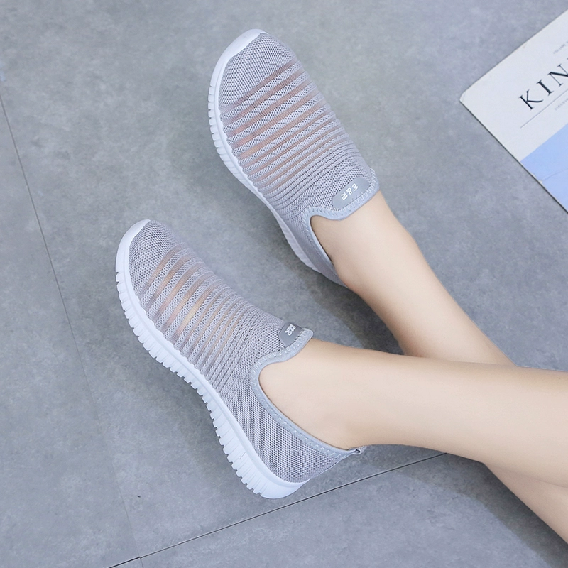 Женские туфли без шнуровки, туфли с дышащей сеткой, повседневная обувь для ленивых, спортивная обувь для мам, тонкие летние тканевые туфли.