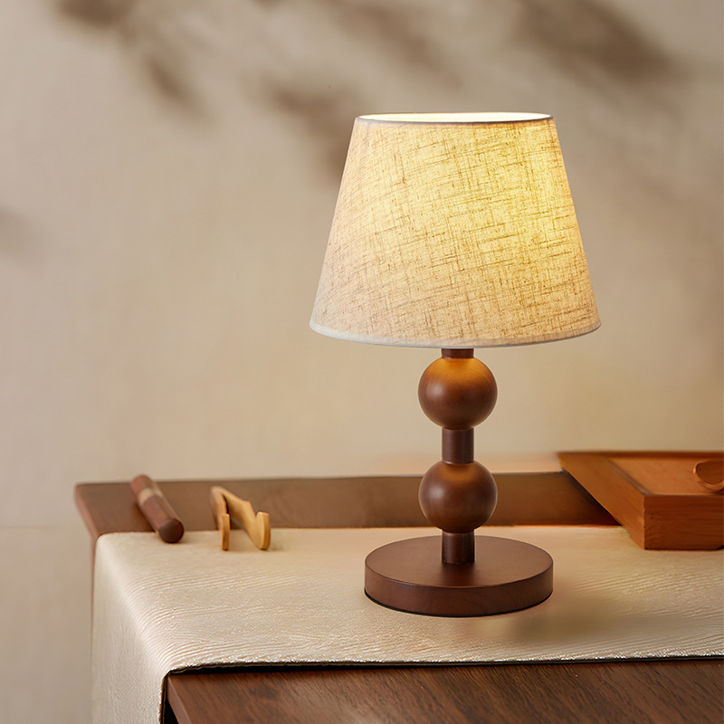 Retro Chinese Floor Lamp Walnut Color Style Living Room American Style Bedroom High-Level Atmosphere Lamp Table Lamp