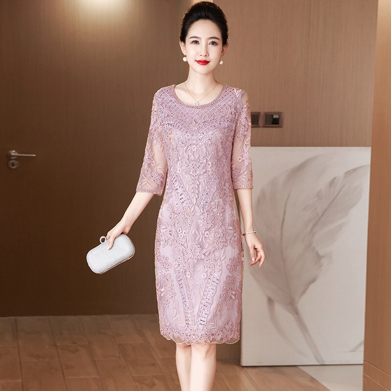 26 New Spring and Autumn Lotus Pink Dresses That Look Youthful and Are Suitable for Weddings, Celebrations, and the Mother of the Bride at the Wedding Banquet 26 New Spring and Autumn Lotus Pink Dresses That Look Youthful and Are Suitable for Weddings, Celebrations, and the Mother of the Bride at the Wedding Banquet