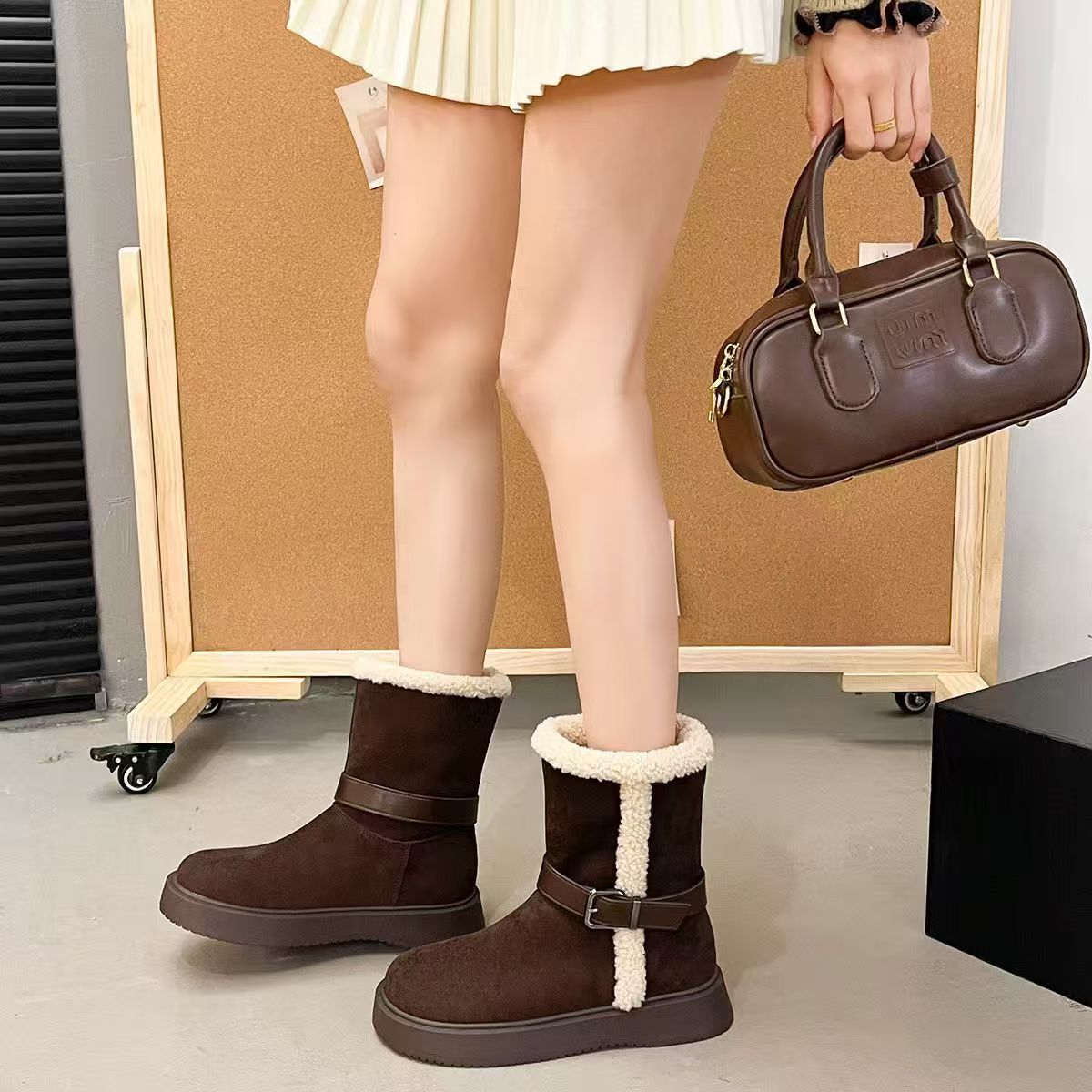 Botas de nieve para mujeres 2026 nuevos zapatos de algodón calientes de invierno image 5