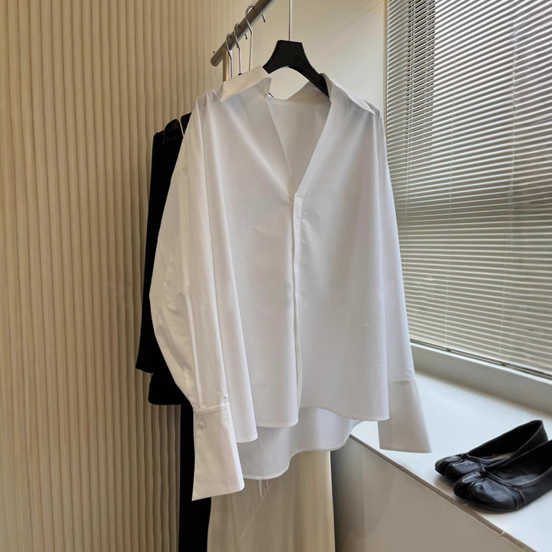 In Stock, Fall in Love with a Sense of Design and Easy-To-Match Design, Large V Neck Cocoon-Shaped Long-Sleeved White Shirt, Drop Shipping