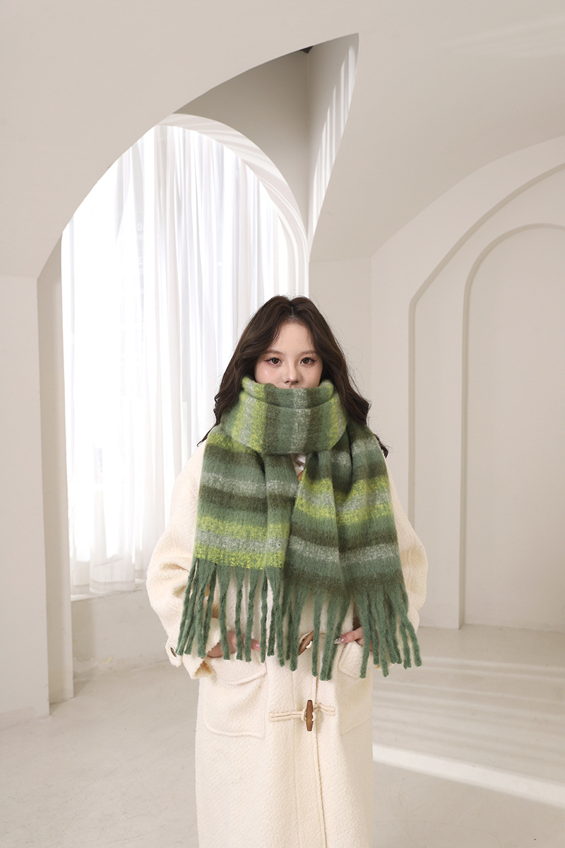 2024 autunno inverno nuova atmosfera sciarpa spessa in mohair, calore di alta qualità, cappotto versatile da uomo e da donna con strisce_voghion.com