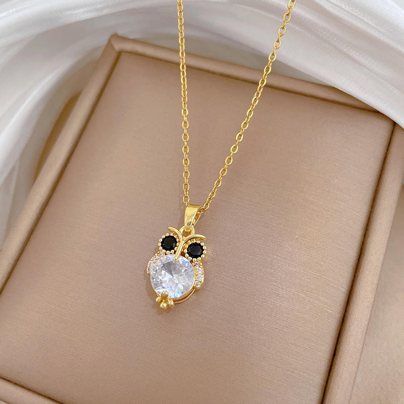 Owl Necklace In Titanium Steel With Diamond Crystal Detail_voghion.com