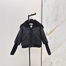 深圳南油25秋冬时髦帅气字母小蜜蜂刺绣羊羔毛翻领藤格纹棉服外套