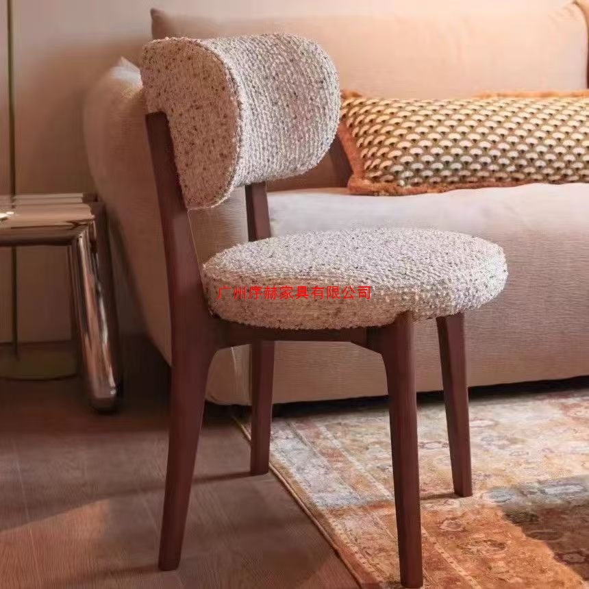 Scandinavian Solid Wood Household Retro Accessible Luxury Lily Chair Back Chair Modern Minimalist Dining Chair Cafe Restaurant Makeup Chair
