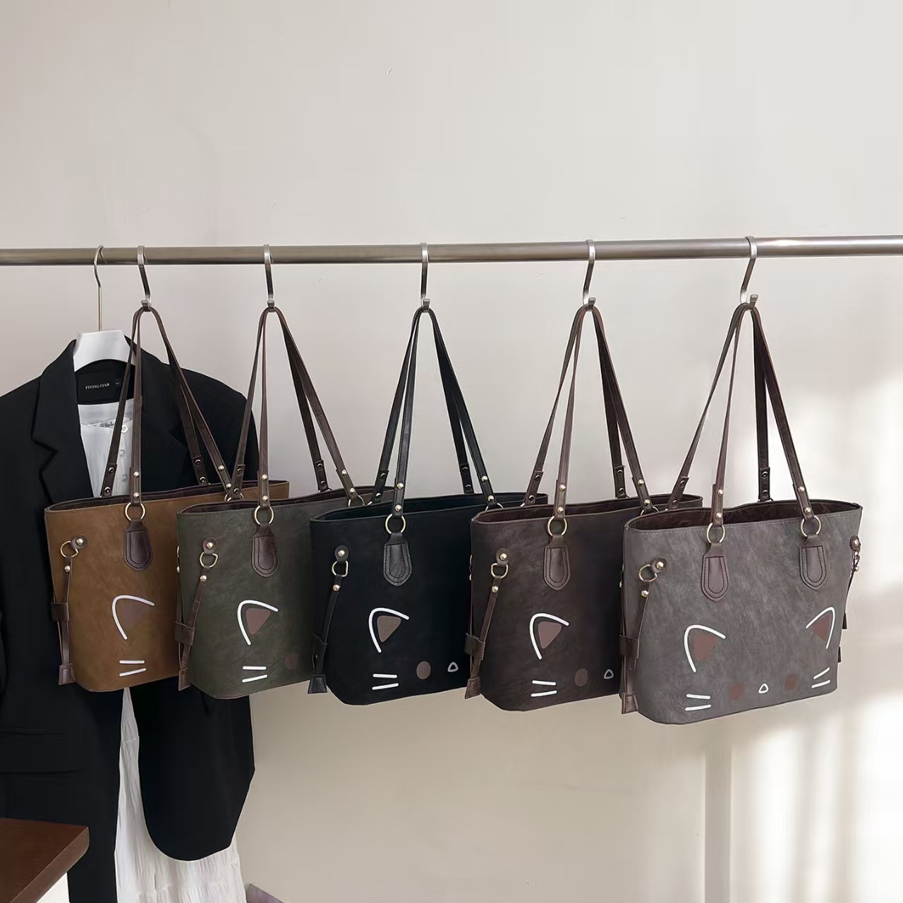 2026 Korean Version Cartoon Kitten Print Shoulder Bag Fresh and Cute Casual Women's Bag for Commuting and Daily Fashion Tote Bag