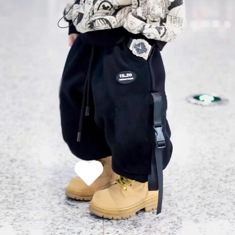 검은색 바지(봄, 가을)