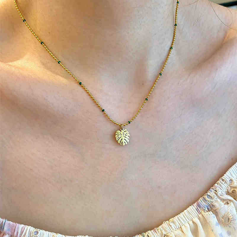 1 Piece Quantity Holiday, Date, Tea Party Occasion 304 Stainless Steel Material Leaves, Heart Shape, Butterfly Pattern PVD Coated Real Gold Plated Leaves Heart Shape Butterfly Titanium Steel Modern Style Sweet Classic Style Waterproof Non Tarnish Titanium Steel Lobster Trigger Clasp Closure Pendant Necklace