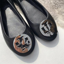 TB女鞋浅口豆豆鞋平底蛋卷鞋圆头单鞋芭蕾舞鞋真皮乐福鞋经典时尚