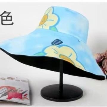 Двухсторонняя шляпа от солнца дикая мультяшная цветочная виниловая солнцезащитная шляпа на открытом воздухе большой карниз показывает маленький темперамент