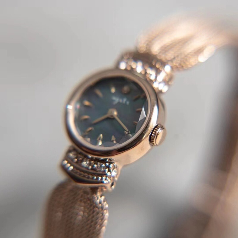 Agete同タイプ中古腕時計ミニ秀気角型麦穂レディース角型レトロ石英時計watch|undefined