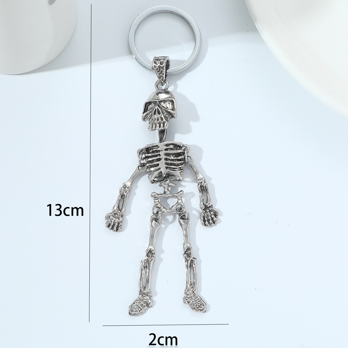 30g Weight Keychain Classification 1 Piece Quantity Banquet, Daily, Party Occasion Zinc alloy Material Easter Festival Skull Pattern Women's Gender Hip-Hop, Basic, Simple Style Style Hip-Hop Basic Simple Style Skull Zinc Alloy Easter Women's Keychain 无