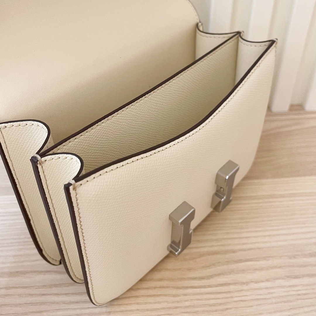 밀크셰이크 실버 버클 올바른 버전