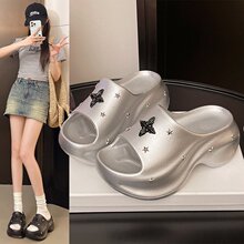 ���ʮ�ֻ����ߺ��¶ֺ����ЬŮ2026�ļ��¿����m����ɳ��һ����