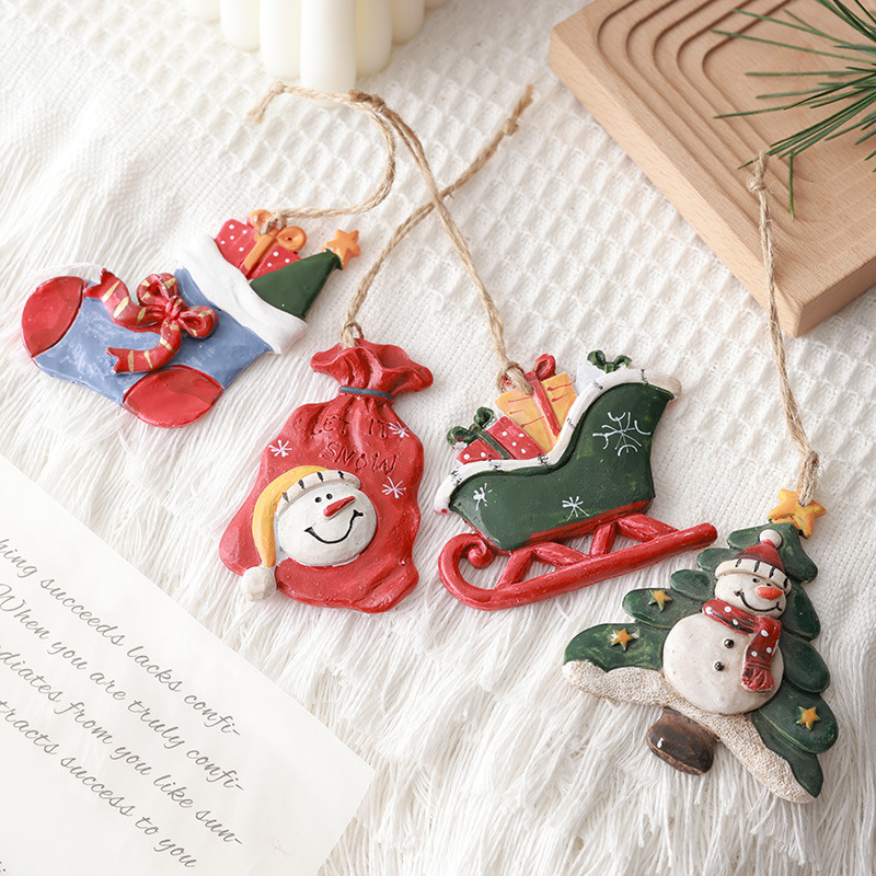 Nuevos productos transfronterizos de madera decoraciones de Navidad colgantes de resina colgantes de decoración de árbol de Navidad viejos muñecos de nieve bolsas de regalo estilo americano