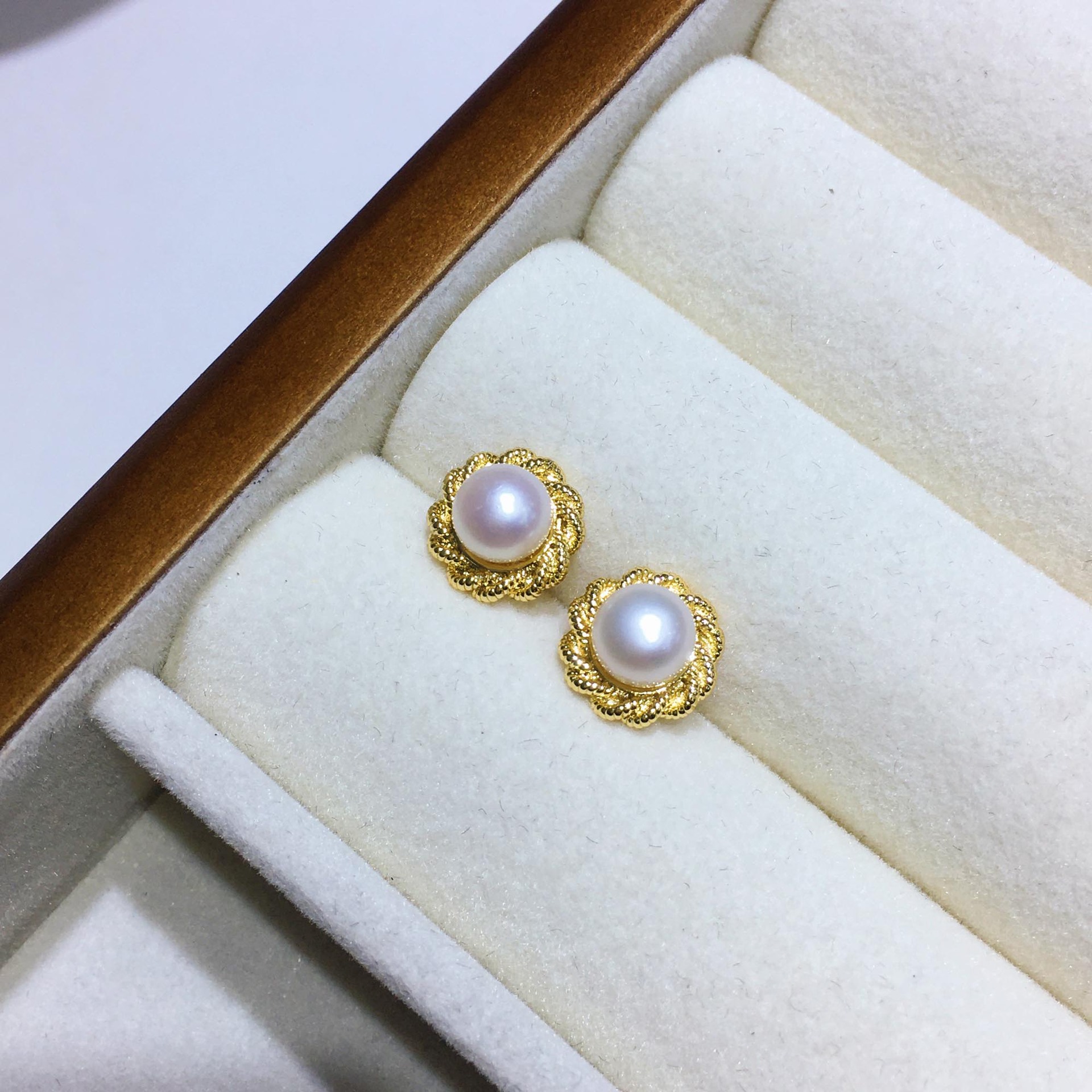 ���� ins�绨���黨Ԫ����Ȼ��ˮ�������С�����ʰٴ��������