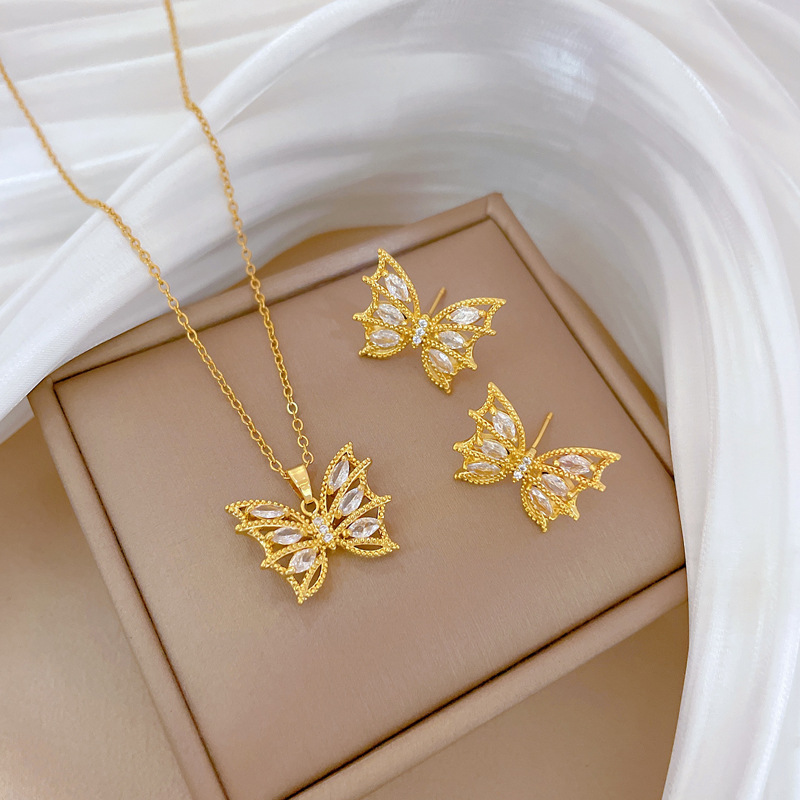 Set di collana e orecchini di lusso leggero, ricco di diamanti e farfalle vuote, personalità, temperamento, banchetto, orecchini, gruppo di articoli_voghion.com