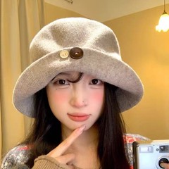 翻檐纽扣渔夫帽秋冬韩版百搭显脸小水桶帽文艺时尚大头围盆帽批发