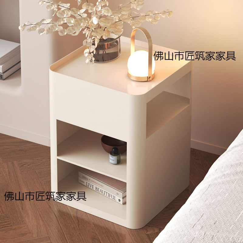 Nordic Simple Bedroom Iron Bedside Table B&B Hotel Movable Sofa Side Table Mini Small Coffee Table Small Table