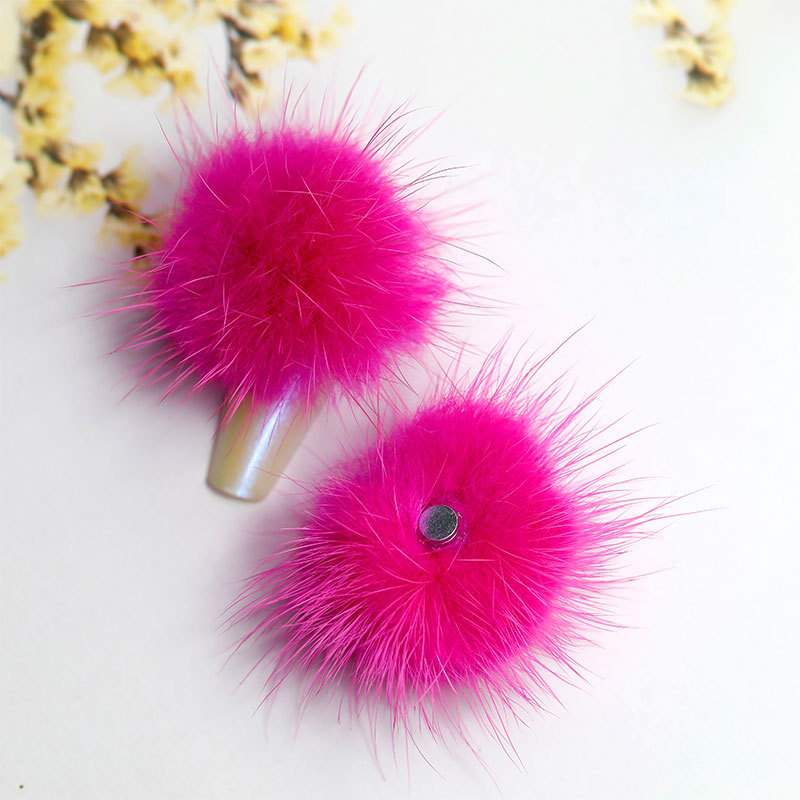 Imán desmontable Bola de Pelo uñas joyería Internet celebridad nuevo invierno visón terciopelo linda chica corazón decorativo hebilla magnética