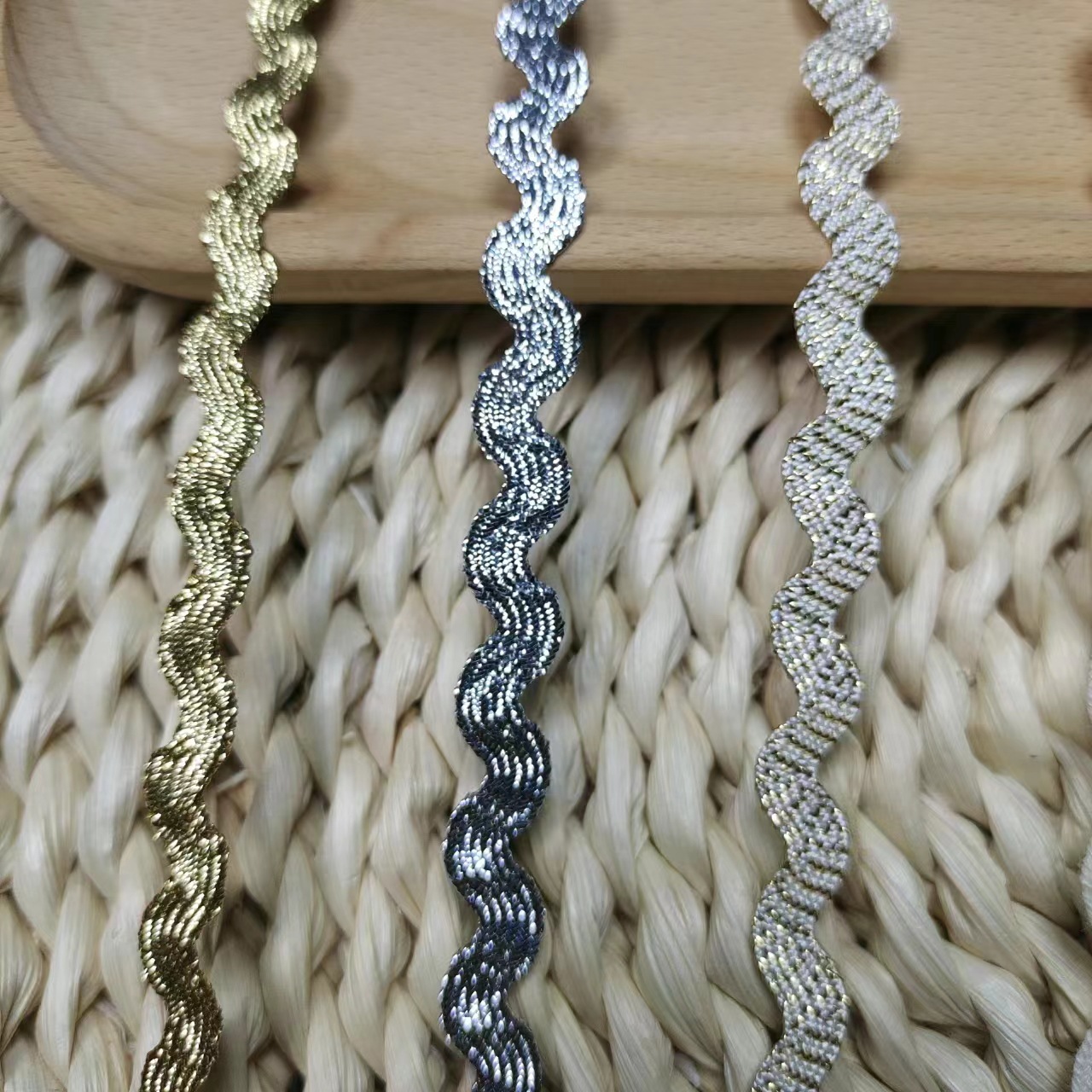 Fábrica en stock al por mayor colorido cinta de encaje poliéster cinta de algodón regalo embalaje de flores cuerda cinturón accesorios de ropa