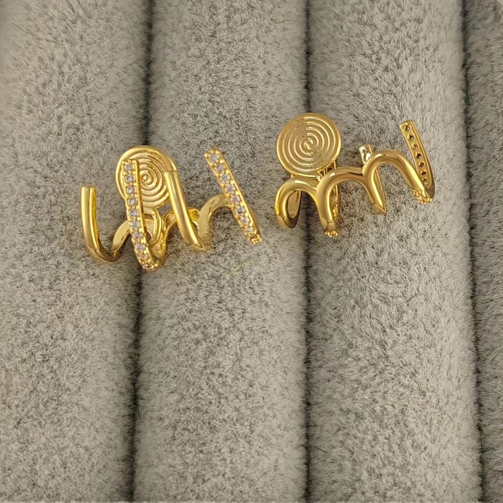 1 Paire Style Simple Géométrique Incruster Le Cuivre Zircon Clips D'oreille display picture 3