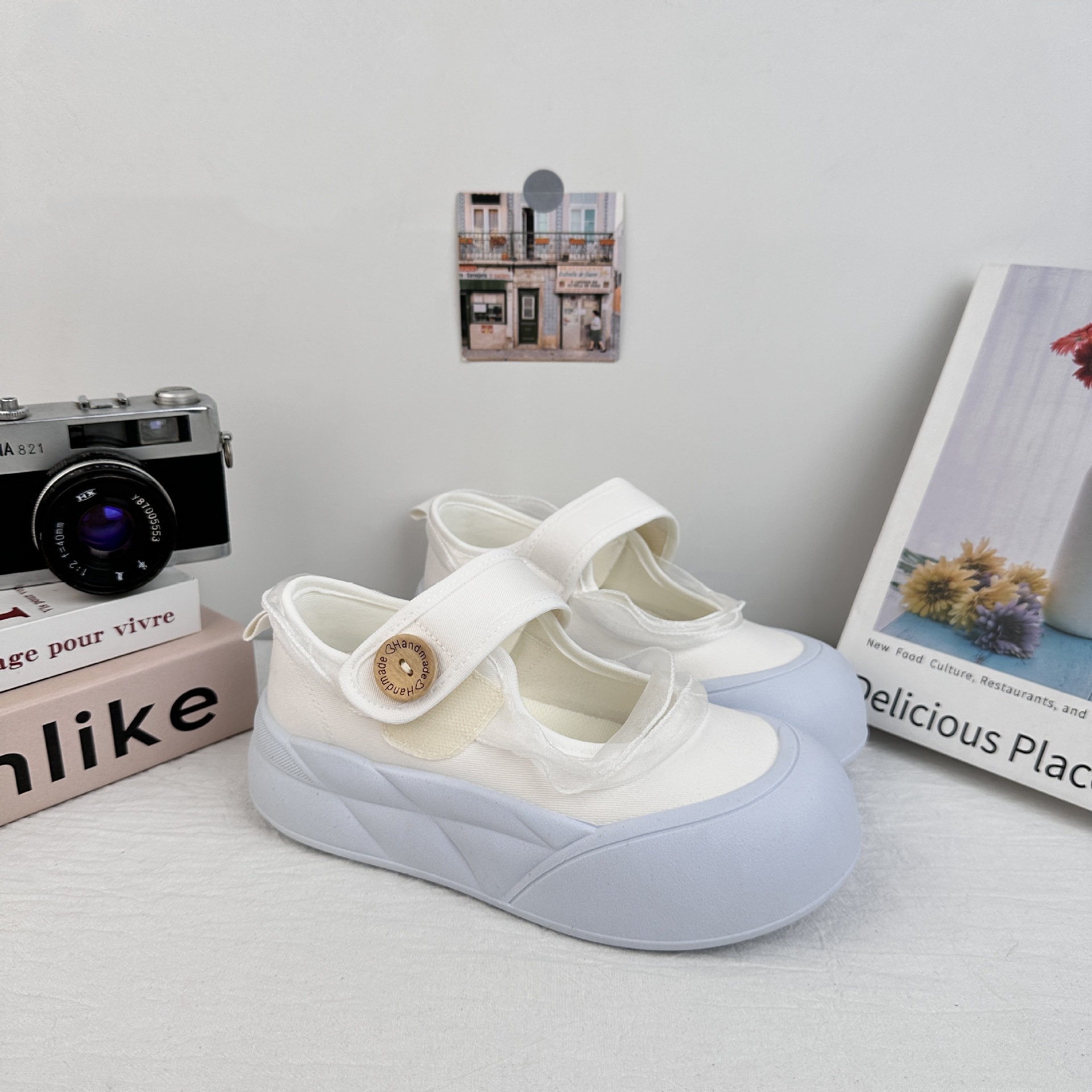 Yuanbo Mary Jane Shoes Mujer 2025 Nuevo estilo caliente Verano con falda Zapatos de boca baja Zapatos de velcro