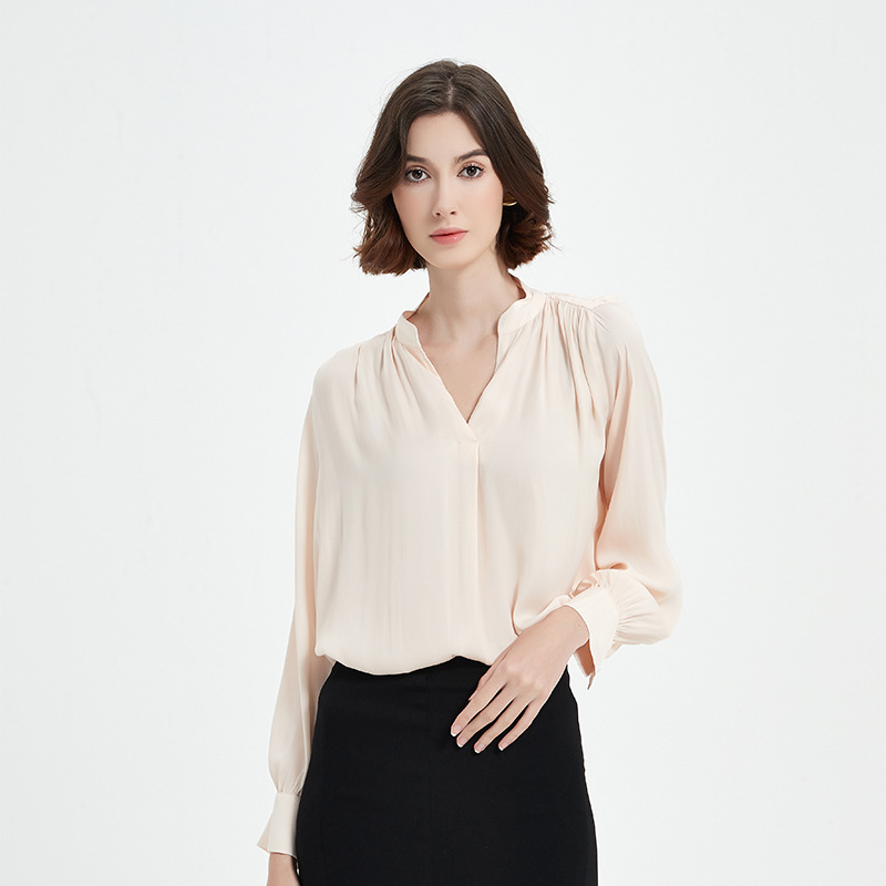 Summer New Long-sleeved Sunscreen Top Women's 2023 V-neck Commuter Elegant Loose Draped Solid Color Silk Shirt