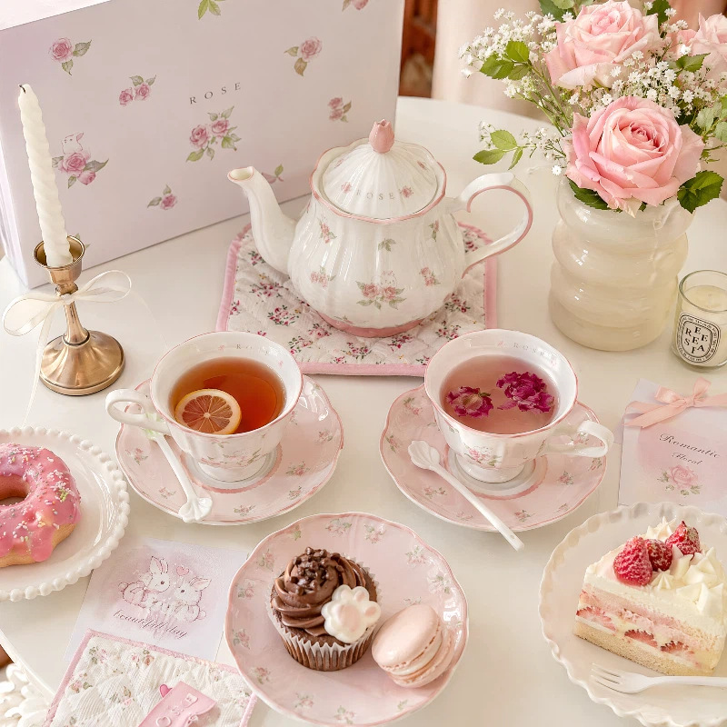 Cross-border gift French rose rabbit ceramic teapot coffee cup and saucer set, birthday gift for girls, souvenir gift box