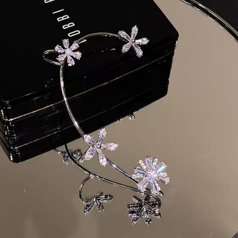 Fashion Flower Copper Plating Flowers Artificial Gemstones Earrings