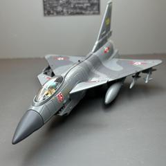 Cailixin Alloy 1:50 Military J-20 Fighter with Sound and Light Pull Back Toy Aircraft Model Ornament Collection