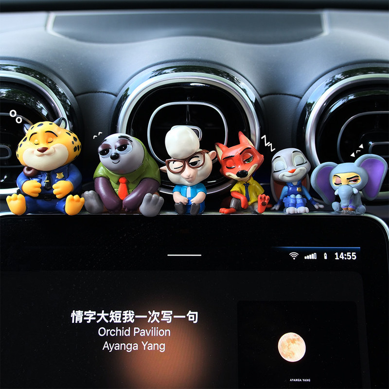 Cartoon Animal Car Ornaments Shoulder-To-Shoulder Zootopia Judy and Nick Car Interior Dashboard Screen Decoration Cartoon Animal Car Ornaments Shoulder-To-Shoulder Zootopia Judy and Nick Car Interior Dashboard Screen Decoration