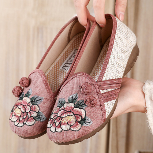 Embroidered  Chinese dress cheongsam shoes female old Beijing cloth shoes flat ancientry Fairy Hanfu Shoes soft bottom Chinese wind cotton and linen 