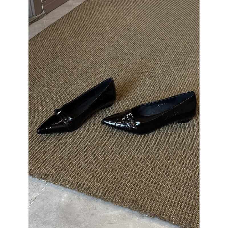 Sheepskin Version~Vintage Style Pointed-Toe Low-Heel Simple Women's Slip-On French-Style Shallow-Mouthed Shoes for Work and Leisure Sheepskin Version~Vintage Style Pointed-Toe Low-Heel Simple Women's Slip-On French-Style Shallow-Mouthed Shoes for Work and Leisure