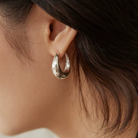 项链;耳钉;耳扣