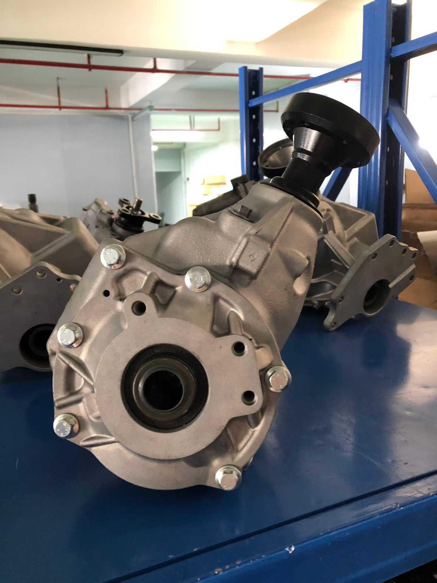 Suitable for Land Rover Evoque and Freelander 2, 6-speed four-wheel drive transfer case assembly