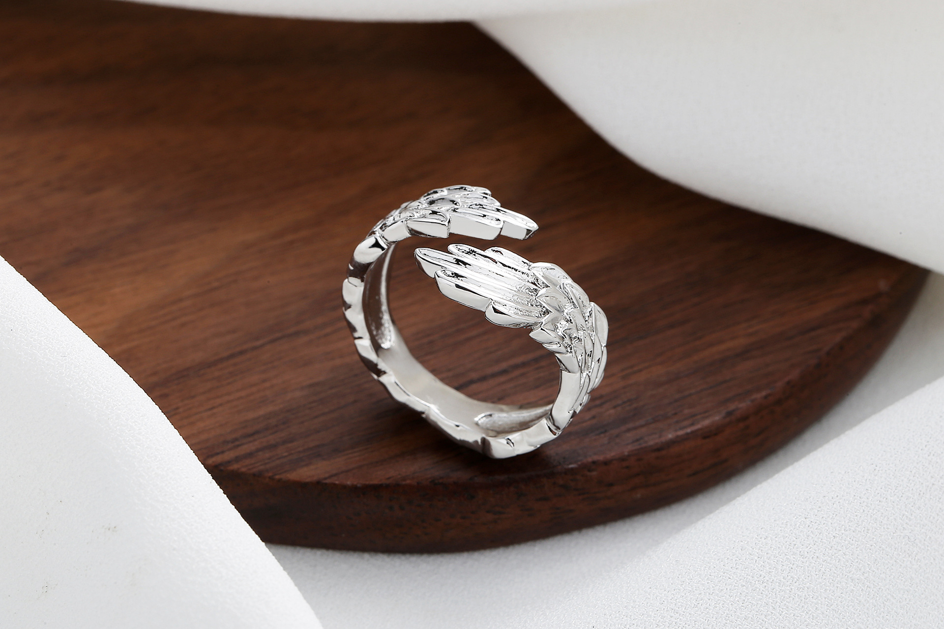 Wind plated silver opening feather wing ring, adjustable couple ring_voghion.com