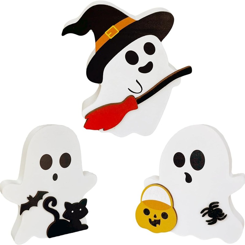 ハロウィーンの幽霊の形をしたシェーバー板が家の装飾品を飾っている|undefined