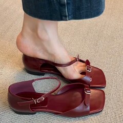 (現物) 気質の方頭の一字バックルサンダルの女性の新しいモデルは基礎の黒色のフランスのフラットシューズに似合います。