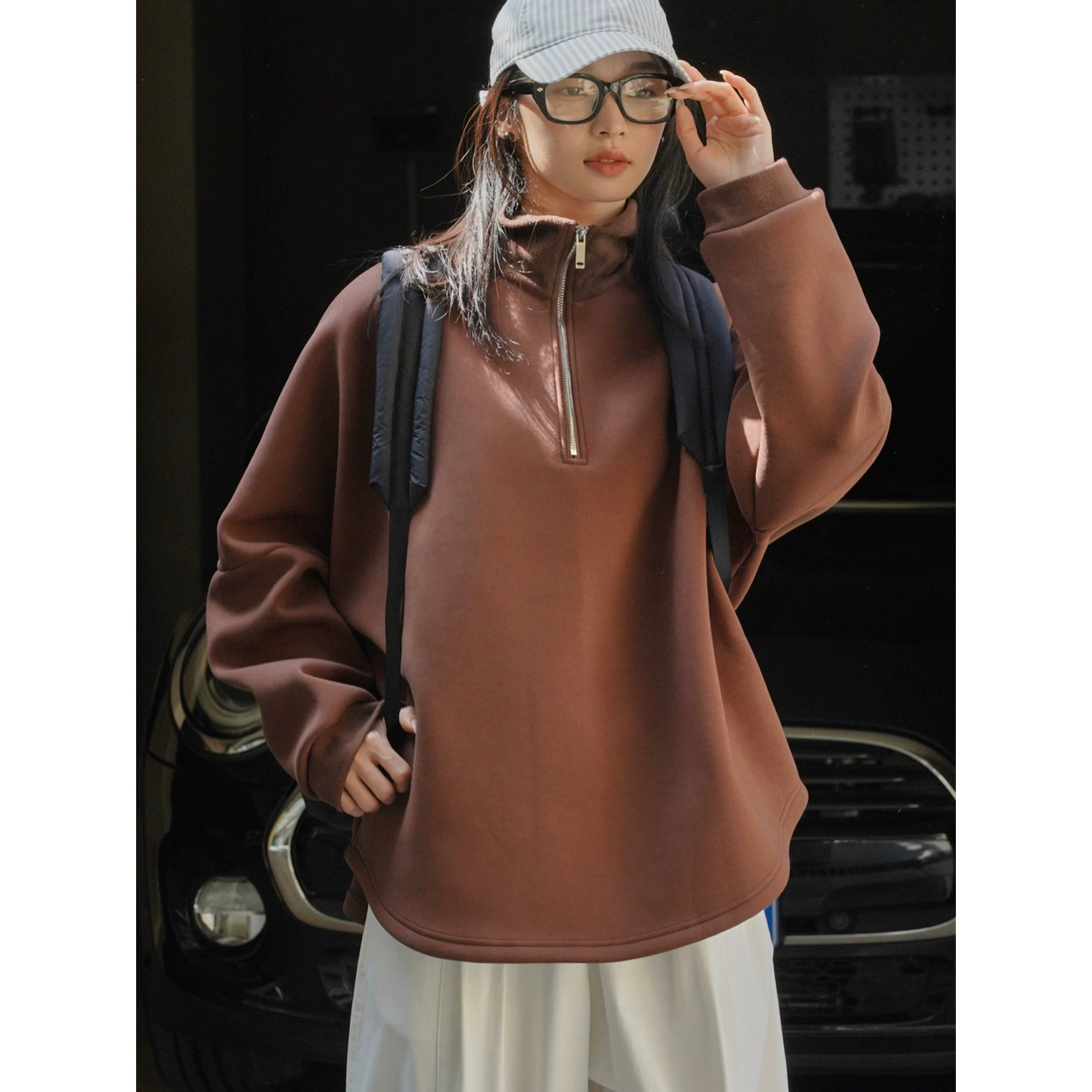 Зимний новый корейский стиль, повседневный воздушный слой плюс бархатная толстовка с высоким воротником на молнии, свободный силуэт, теплый топ для женщин