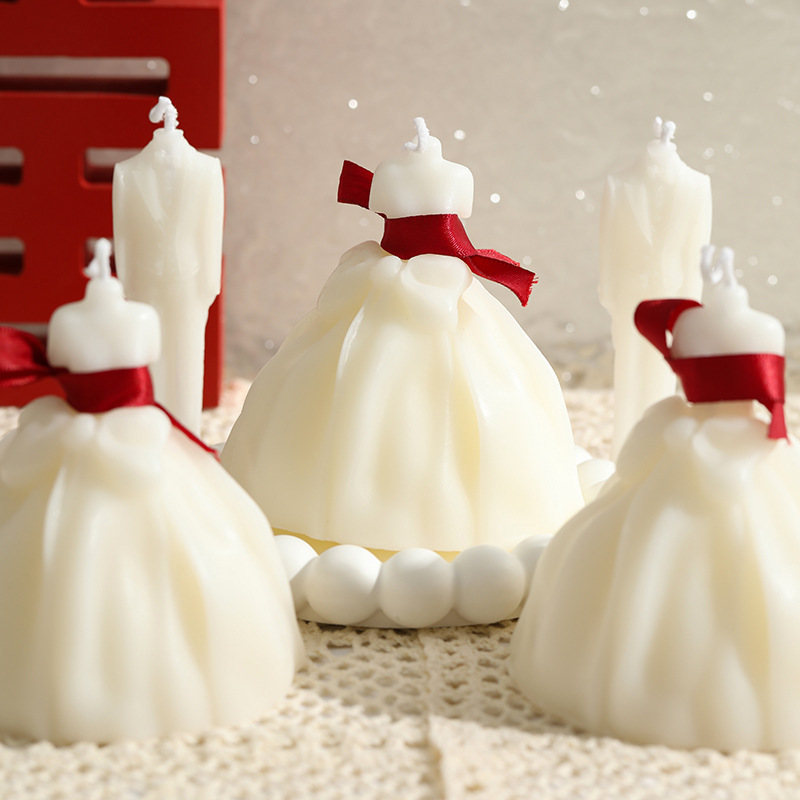 Bride and Groom Wedding Dress Aromatherapy Candle Accompanying Ceremony Ins Style Wedding Gift Candle Photo Props Bride and Groom Wedding Dress Aromatherapy Candle Accompanying Ceremony Ins Style Wedding Gift Candle Photo Props