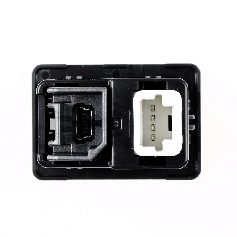 [Автозапчасти для Fiat USB-разъем питание соединитель AUX аудиоразъем 795405319]