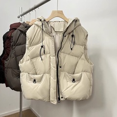 连帽白鸭绒马甲短外穿宽松百搭无袖秋冬新款坎肩背心保暖百搭马夹