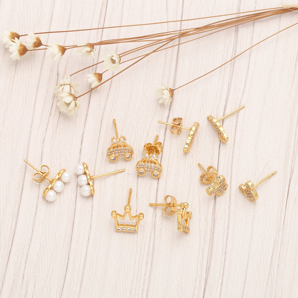 Fashion Crown Copper Ear Studs Inlay Pearl Zircon Copper Earrings