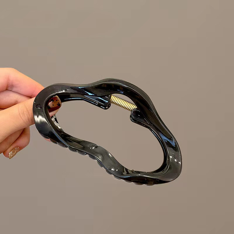 Women's Casual Simple Style Clouds Plastic Hair Claws display picture 4