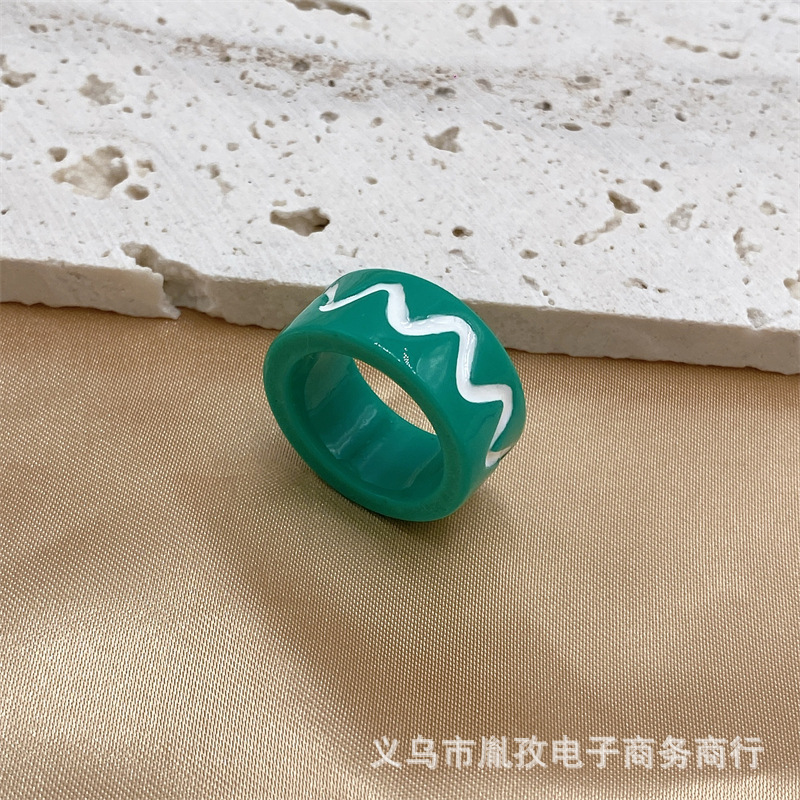 Nueva Corea del Sur ins estilo nicho personalidad onda línea hecha a mano pintura al aceite pintado resina anillo transfronterizo