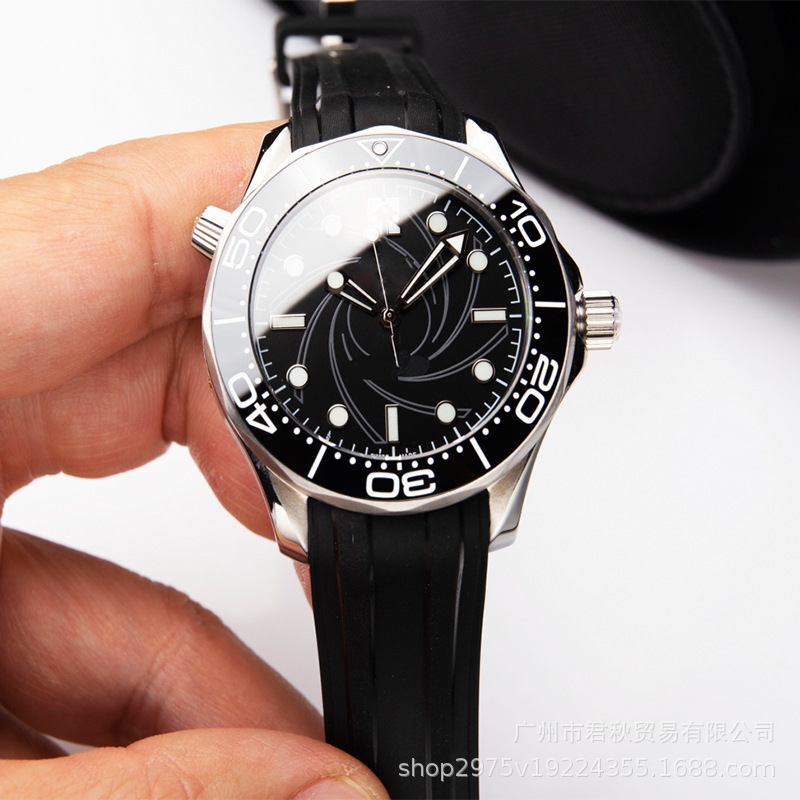 Manufacturer Wholesale Cross-Border Aliexpress Men's High-Quality European Fully Automatic Mechanical Ceramic Ring Silicone Band Men's Watch