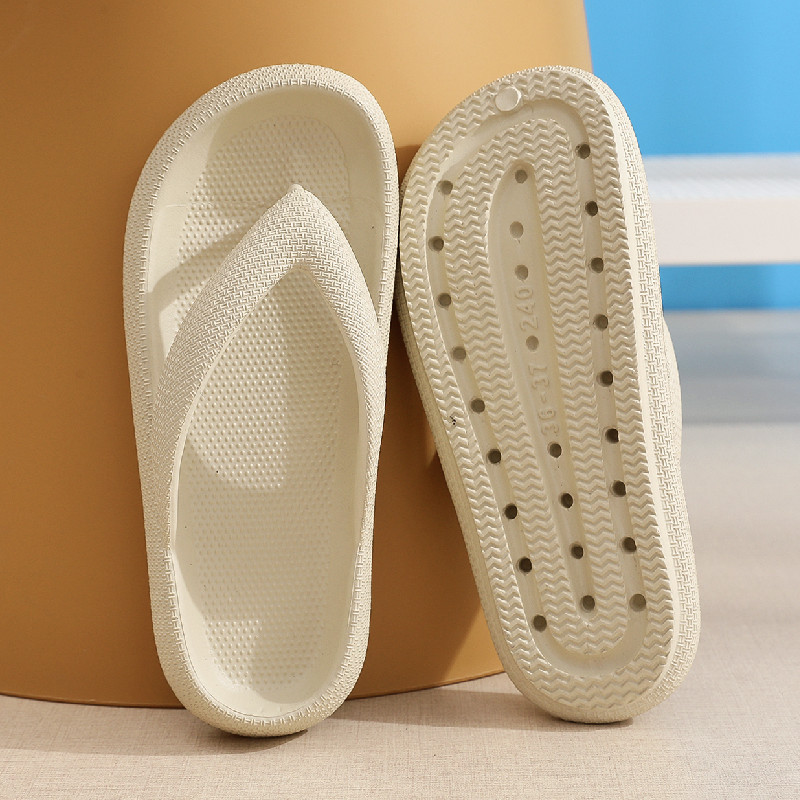 Venta al por mayor nuevas Chanclas de verano al aire libre Eva casual plana suave inferior ins moda pareja zapatillas al aire libre