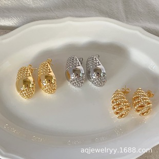 �羳�͹��黨18k���~���Ů�r�к��s�߼��ж��hС������Ʒ���l